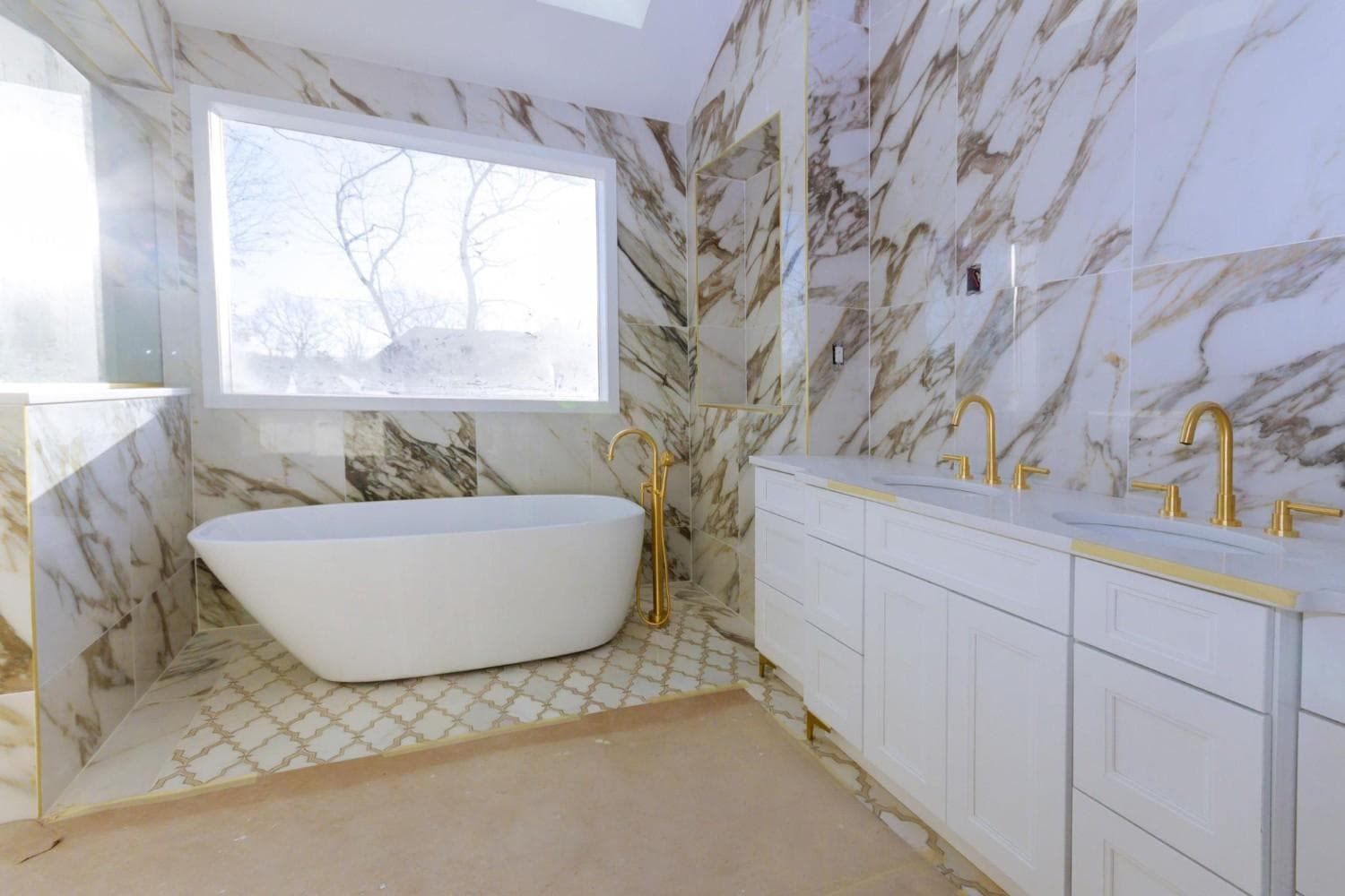 Modern bathroom renovation Tampa Bay