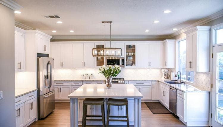 In-stock kitchen cabinets Tampa Bay